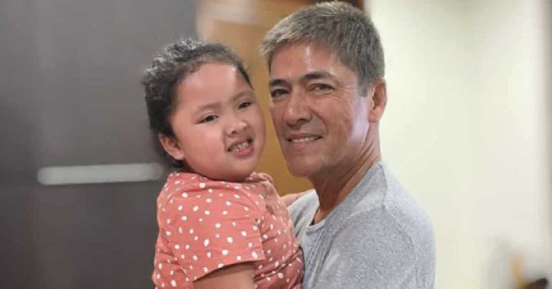 Vic Sotto’s hilarious peek-a-boo game with Tali Sotto warms hearts online