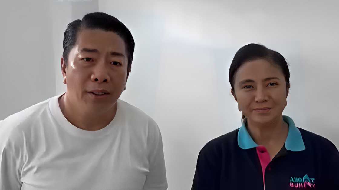 Willie Revillame, iniabot ang P3M na tulong kay Leni Robredo para sa mga nasalanta ng bagyo Willie Revillame, iniabot ang P3M na tulong kay Leni Robredo para sa mga nasalanta ng bagyo