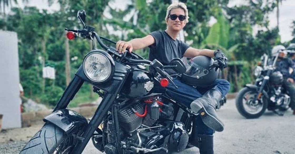 Ely Buendia, sinabing “half serious joke” lang niya ang tungkol sa Eheads reunion: “Far from a political post” Ely Buendia, sinabing “half serious joke” lang niya ang tungkol sa Eheads reunion: “Far from a political post”