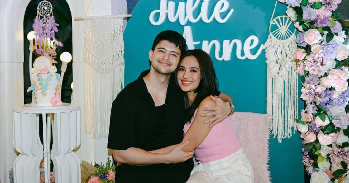 Julie Anne San Jose, ipinasilip ang masayang birthday party niya kasama ang fans Julie Anne San Jose, ipinasilip ang masayang birthday party niya kasama ang fans