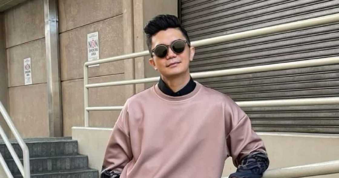 Ogie Diaz, nakausap umano si Vhong Navarro: “Hindi pa muna siya babalik sa 'It's Showtime'” Ogie Diaz, nakausap umano si Vhong Navarro: “Hindi pa muna siya babalik sa 'It's Showtime'”