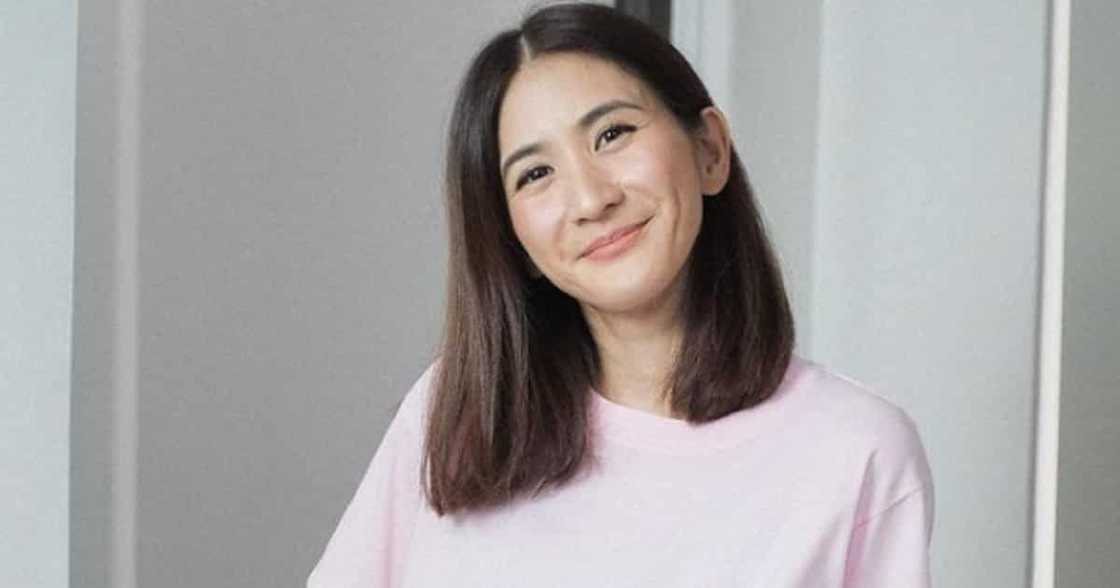 Rica Peralejo, emosyonal sa performance ni Ely Buendia sa grand rally ni VP Leni Rica Peralejo, emosyonal sa performance ni Ely Buendia sa grand rally ni VP Leni