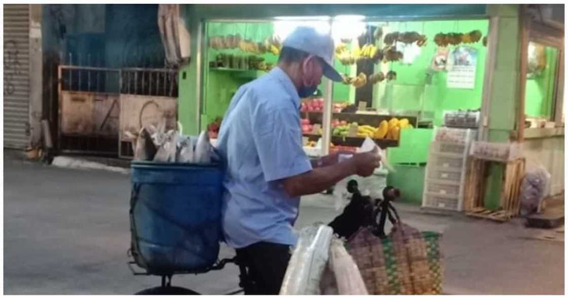 74-anyos na fish vendor, dinagsa ng tulong matapos mag-viral