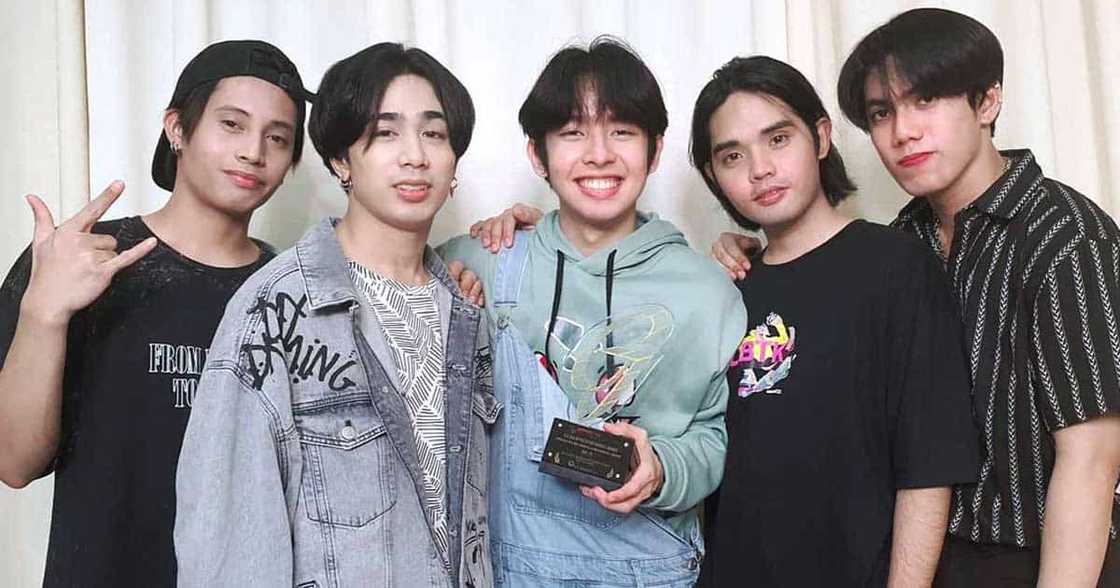 SB19, kumasa sa “bahag” challenge ng isang basher: “Baka mamaya kapag nagbahag kami ma-fall ka” SB19, kumasa sa “bahag” challenge ng isang basher: “Baka mamaya kapag nagbahag kami ma-fall ka”