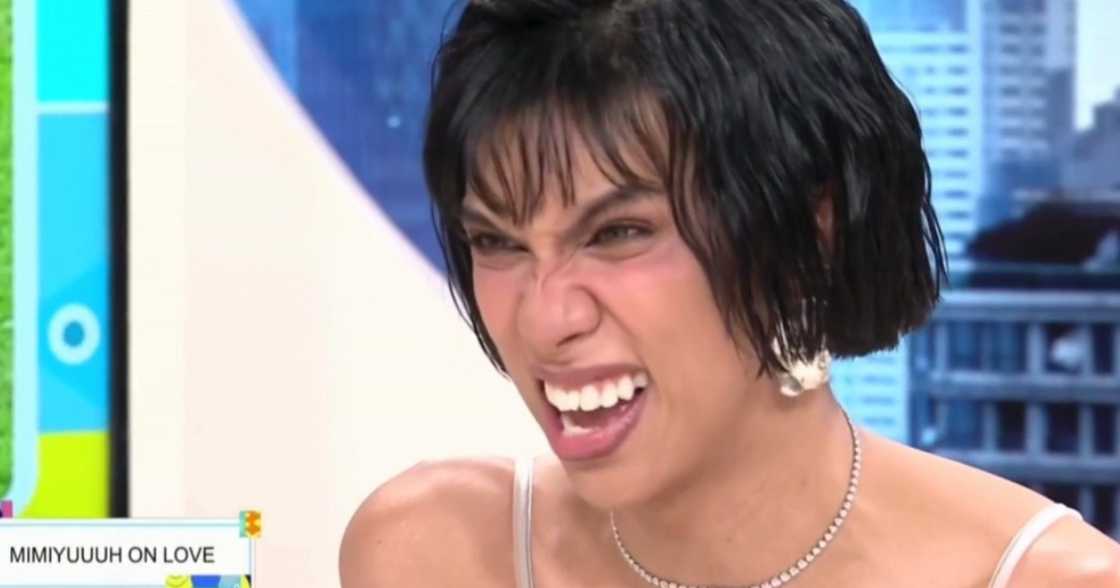 Mimiyuuuh, isiniwalat ang pinakamahal na iniregalo sa lalaki, may prangkang pananaw sa pag-ibig (Screenshot from Fast Talk with Boy Abunda via GMA Network) Mimiyuuuh, isiniwalat ang pinakamahal na iniregalo sa lalaki, may prangkang pananaw sa pag-ibig (Screenshot from Fast Talk with Boy Abunda via GMA Network)