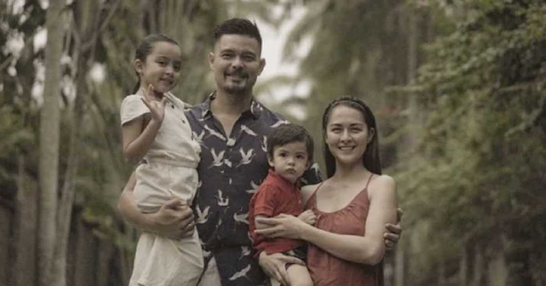 Marian Rivera, 'di napigilang mag-react sa latest selfie ni Dingdong Dantes Marian Rivera, 'di napigilang mag-react sa latest selfie ni Dingdong Dantes
