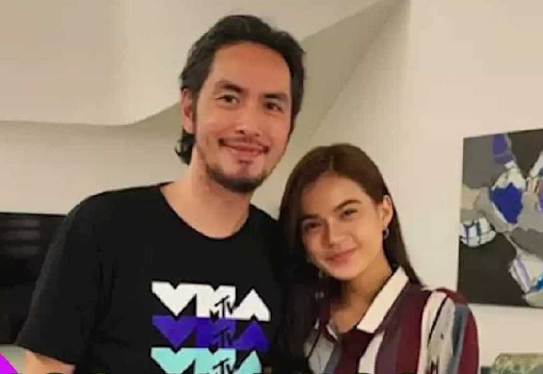 Rico Blanco, nag-reply sa fan na pinuna ang kanyang pananamit Rico Blanco, nag-reply sa fan na pinuna ang kanyang pananamit