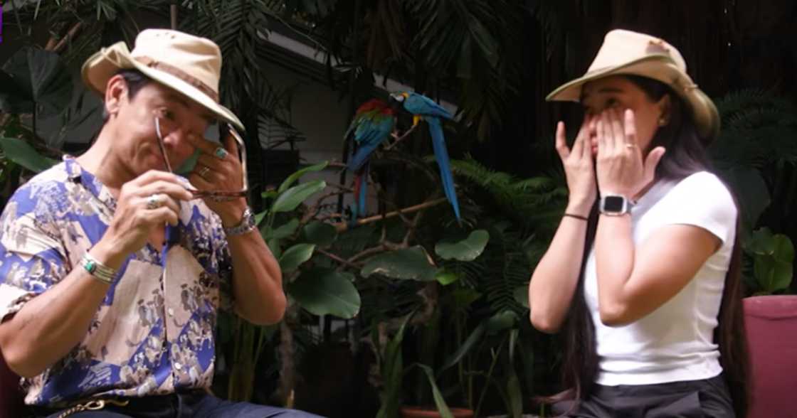 Kuya Kim Atienza at Lans, kapwa naging emosyonal sa collab nila; Emman, naalala ni Kuya Kim (Screenshot from Dami Mong Alam, Kuya Kim! via GMA Public Affairs) Kuya Kim Atienza at Lans, kapwa naging emosyonal sa collab nila; Emman, naalala ni Kuya Kim (Screenshot from Dami Mong Alam, Kuya Kim! via GMA Public Affairs)
