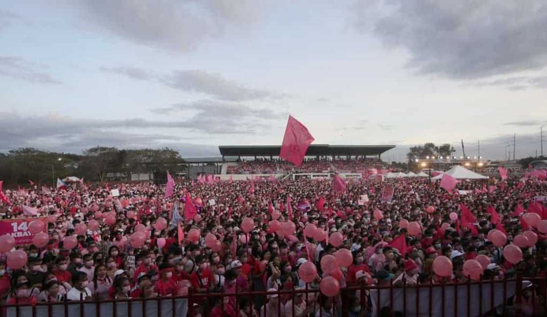 VP Leni's camp, umalma sa akusasyong binayaran ang attendees sa Cavite grand rally