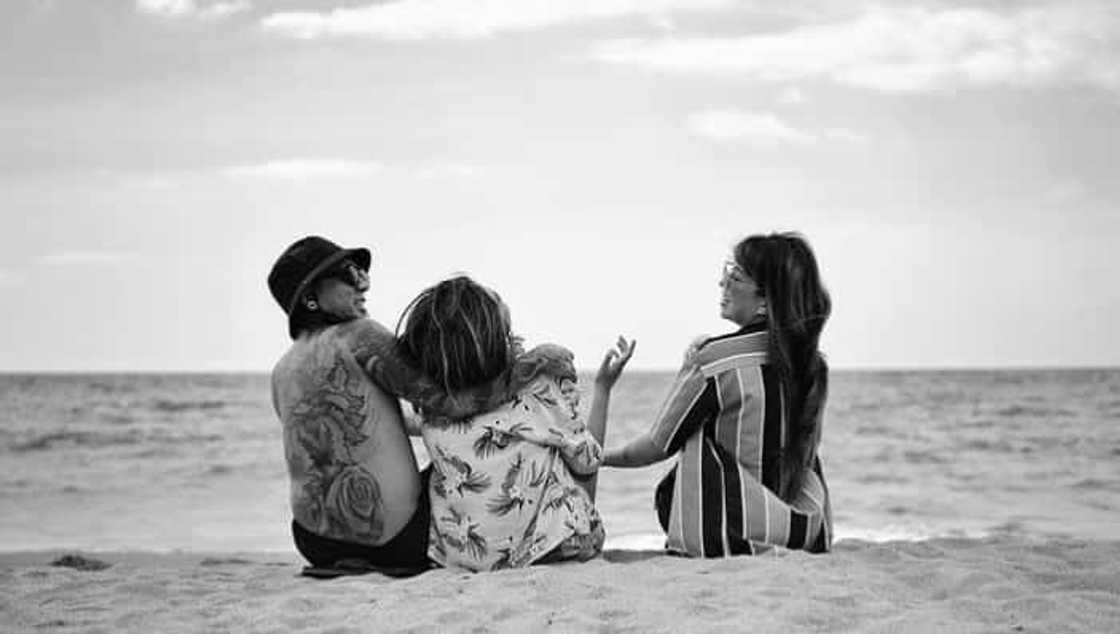 Sarah Abad at Jay Contreras, muling nagkasama sa kaarawan ng kanilang anak Sarah Abad at Jay Contreras, muling nagkasama sa kaarawan ng kanilang anak