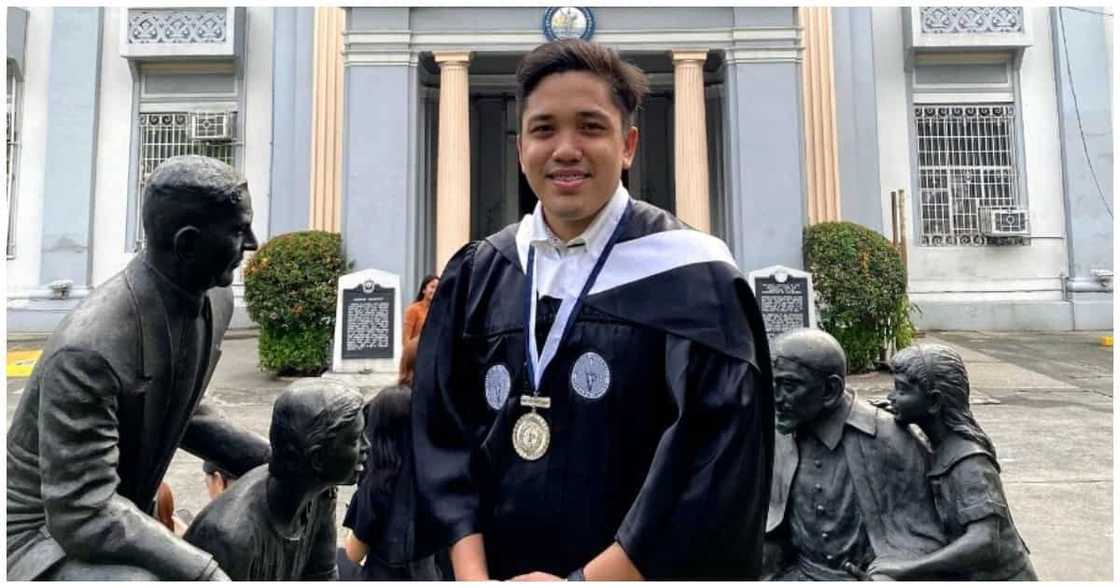 Viral delivery rider noong 2020, nagtapos na ngayon bilang magna cùm laude Viral delivery rider noong 2020, nagtapos na ngayon bilang magna cùm laude