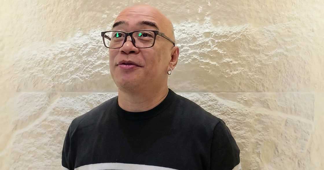 Wally Bayola, hindi napigilan ang emosyon sa nakamit ng anak; proud sa unang lipad ni Rome