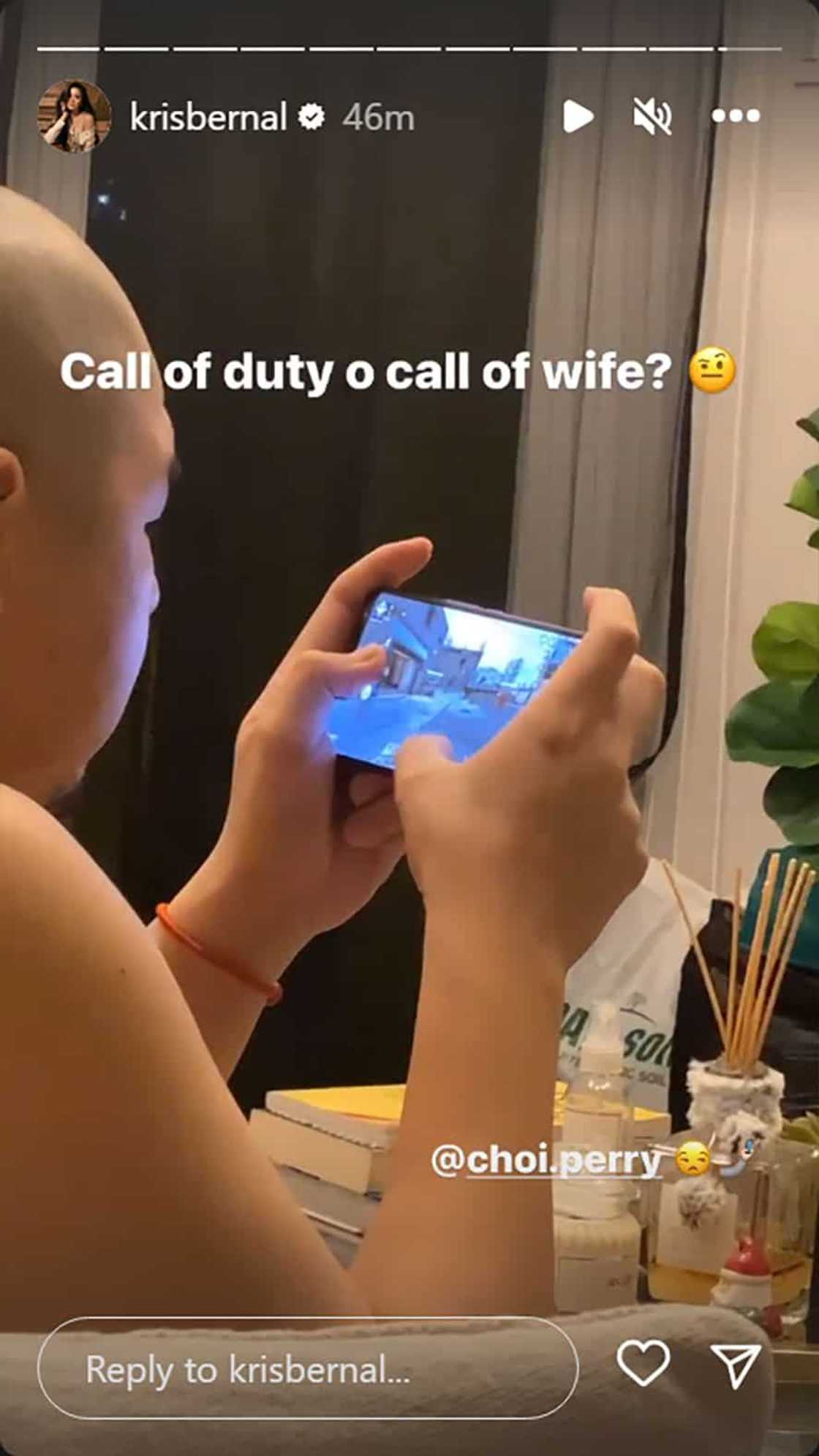 Kris Bernal, nahuli ang asawang si Perry Choi na naglalaro ng ‘Call of Duty’ Kris Bernal, nahuli ang asawang si Perry Choi na naglalaro ng ‘Call of Duty’