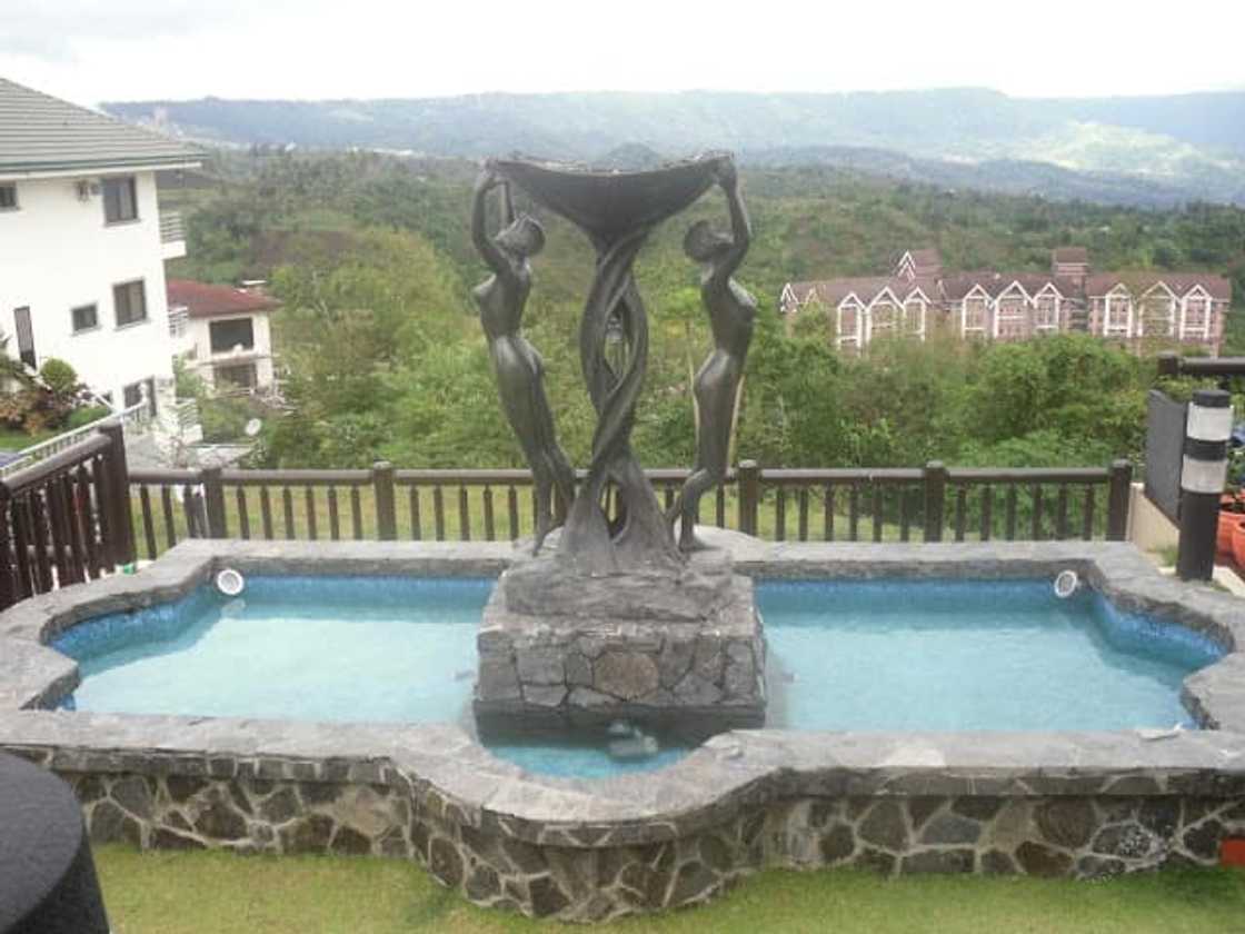 Take a tour around Joel Cruz's elegant Tagaytay City home Take a tour around Joel Cruz's elegant Tagaytay City home