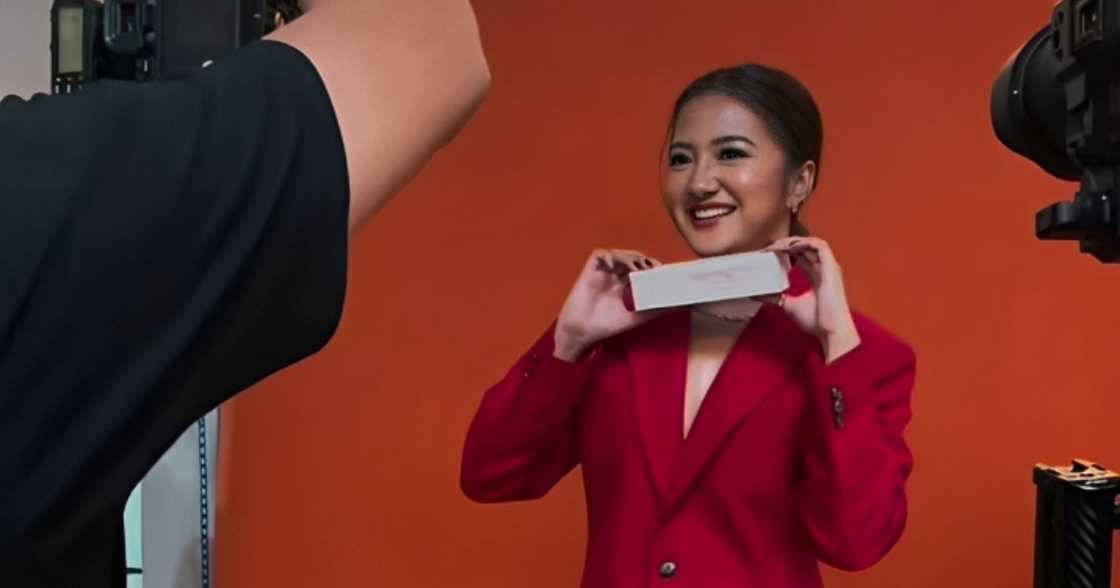 Jam Villanueva, nag-share ng behind-the-scenes video ng shoot para sa endorsement niya Jam Villanueva, nag-share ng behind-the-scenes video ng shoot para sa endorsement niya