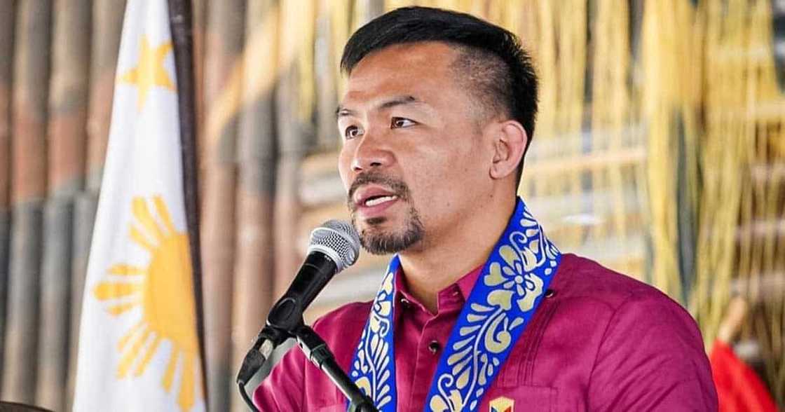 Manny Pacquiao, agaw-pansin ang sinakyang malaking “Man of Destiny” campaign bus sa pagfile ng COC Manny Pacquiao, agaw-pansin ang sinakyang malaking “Man of Destiny” campaign bus sa pagfile ng COC