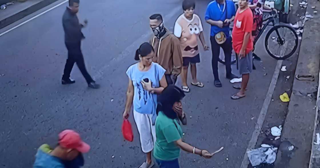 Bangkay ng sanggol, natagpuang patay sa tambak ng basura sa Antipolo City Bangkay ng sanggol, natagpuang patay sa tambak ng basura sa Antipolo City