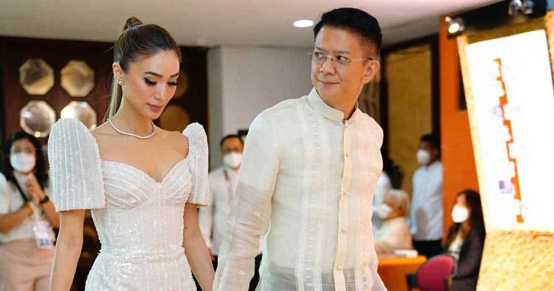 Lolit Solis, sinabing suwerte si Sen. Chiz Escudero kay Heart Evangelista: “Iba iyon aura niya” Lolit Solis, sinabing suwerte si Sen. Chiz Escudero kay Heart Evangelista: “Iba iyon aura niya”