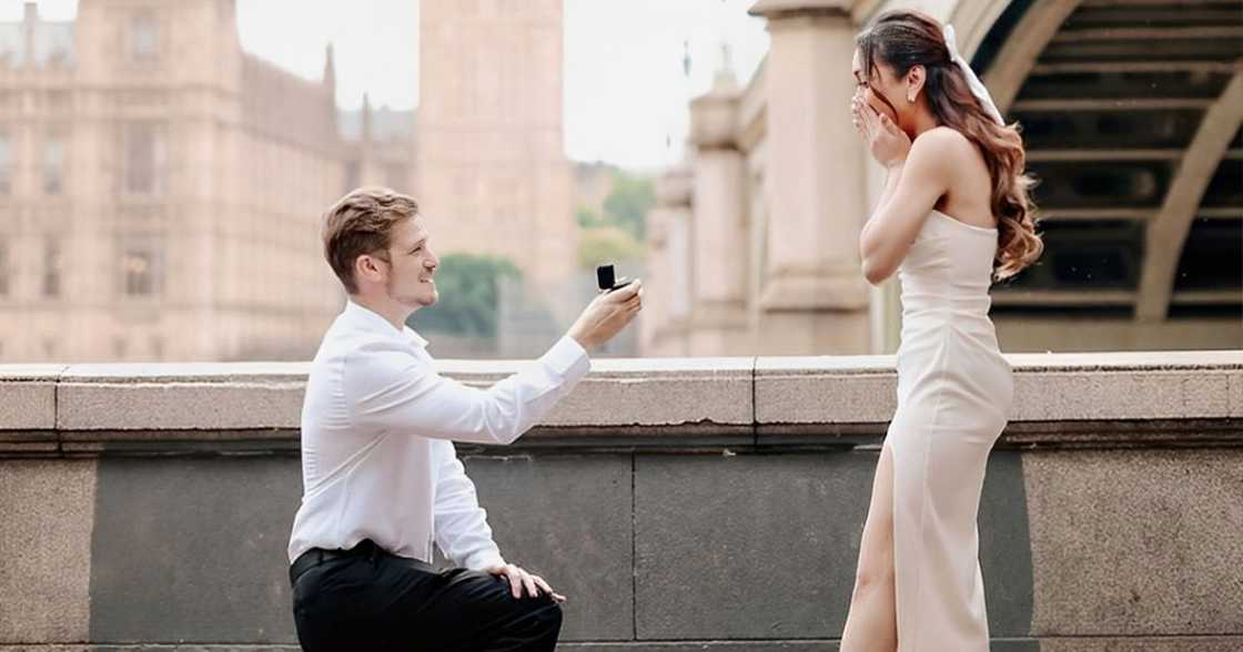 KaladKaren, nagkaroon ng bonggang upgrade ang engagement ring; BF, muling nag-propose KaladKaren, nagkaroon ng bonggang upgrade ang engagement ring; BF, muling nag-propose