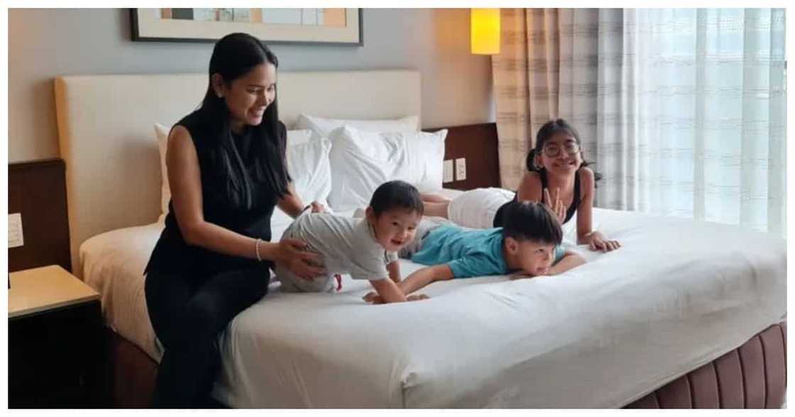Chito Miranda, aminadong malungkot pag may gig na wala ang asawa't mga anak @chitomirandajr Chito Miranda, aminadong malungkot pag may gig na wala ang asawa't mga anak @chitomirandajr