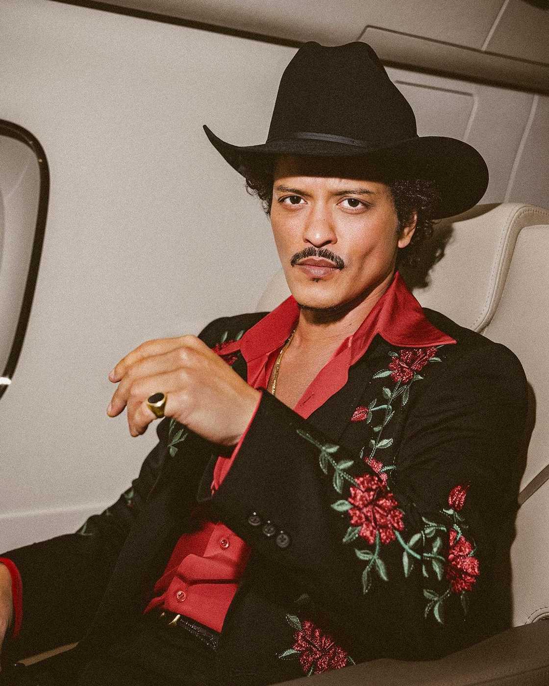 Bruno Mars/@brunomars on Instagram Bruno Mars/@brunomars on Instagram