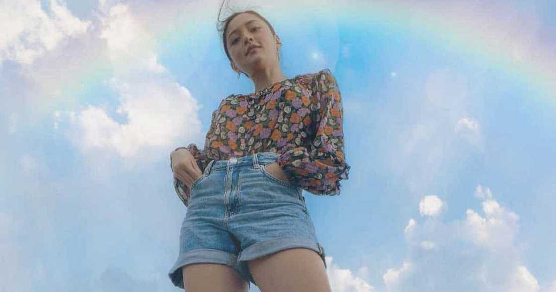 Kim Chiu, nagpakiusap sa mga botante wag ipagbili ang boto: “Yang matatanggap ninyo di yan aabot ng six years” Kim Chiu, nagpakiusap sa mga botante wag ipagbili ang boto: “Yang matatanggap ninyo di yan aabot ng six years”