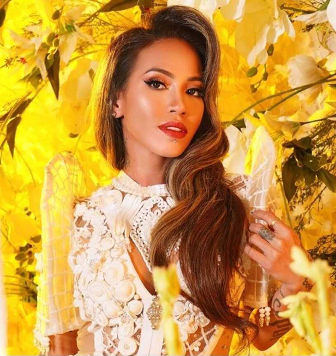 Madam Inutz sa bagong profile picture; ng "'Wag kayong magkamali sa pina-follow na account" Madam Inutz sa bagong profile picture; ng "'Wag kayong magkamali sa pina-follow na account"