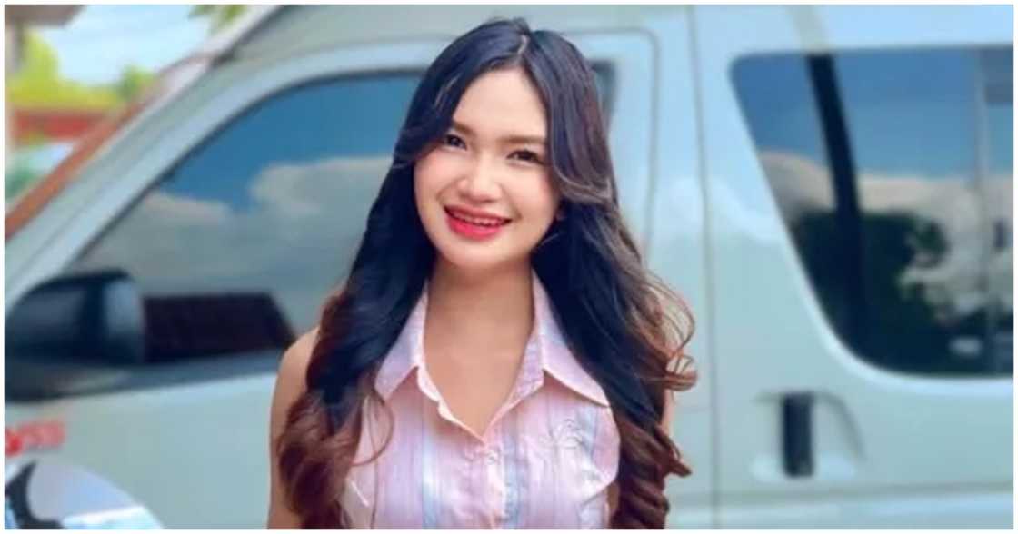 Thai singer na si Ping Chayada, namatay matapos ang neck-twisting massage Thai singer na si Ping Chayada, namatay matapos ang neck-twisting massage
