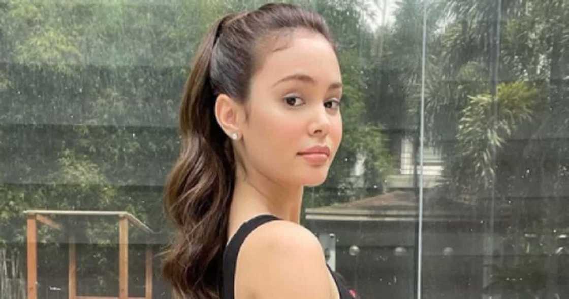 Netizens praise Bela Padilla after she defended Ivana Alawi from basher Netizens praise Bela Padilla after she defended Ivana Alawi from basher