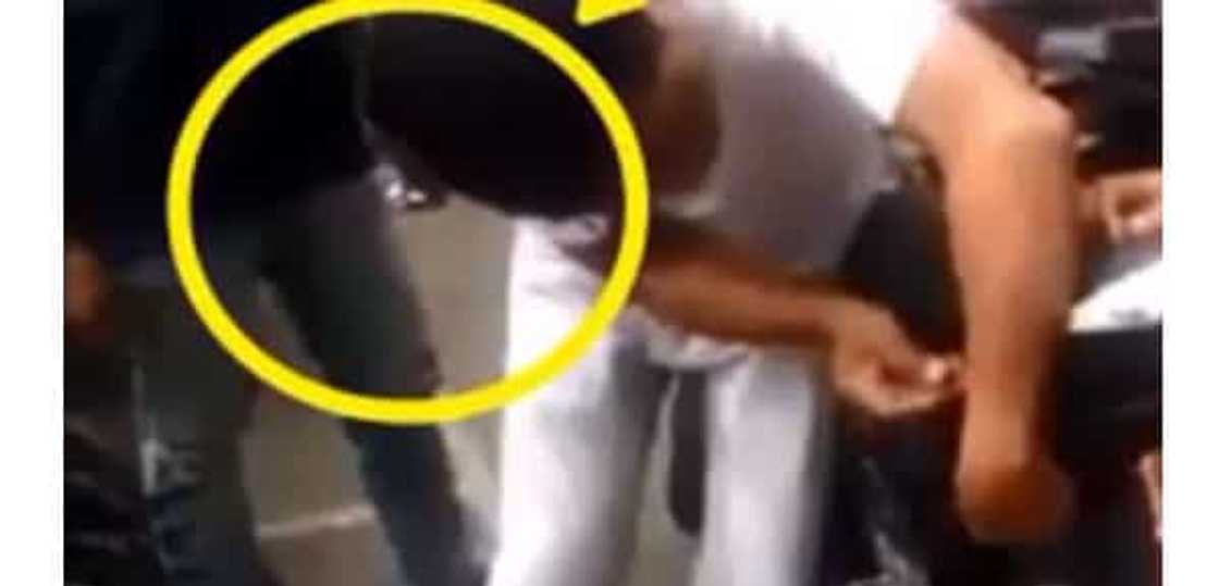 Nabuking? Video ng umano'y 'modus tanim droga' nag-viral, mga motorista winarningan Nabuking? Video ng umano'y 'modus tanim droga' nag-viral, mga motorista winarningan