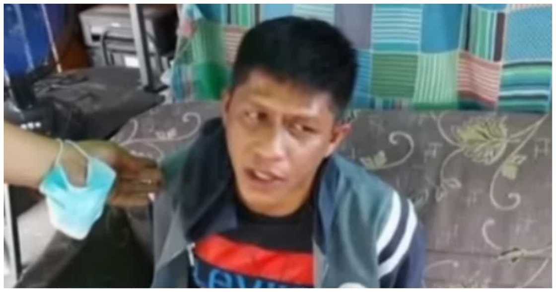 Pulis na nanloob sa isang remittance center sa Bulacan, lulong umano sa online sabong Pulis na nanloob sa isang remittance center sa Bulacan, lulong umano sa online sabong