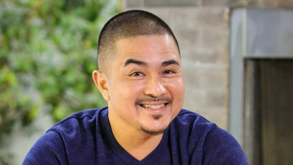 Umano'y larawan ng proposal ni Pambansang Kolokoy sa kanyang present partner, viral na Umano'y larawan ng proposal ni Pambansang Kolokoy sa kanyang present partner, viral na