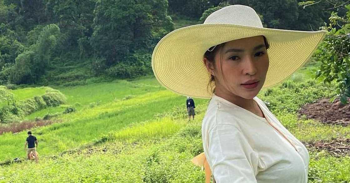 Jelai Andres, naiyak habang ikinukuwento ang hirap na pinagdaanan maging maayos lang sila ni Jon Gutierrez Jelai Andres, naiyak habang ikinukuwento ang hirap na pinagdaanan maging maayos lang sila ni Jon Gutierrez