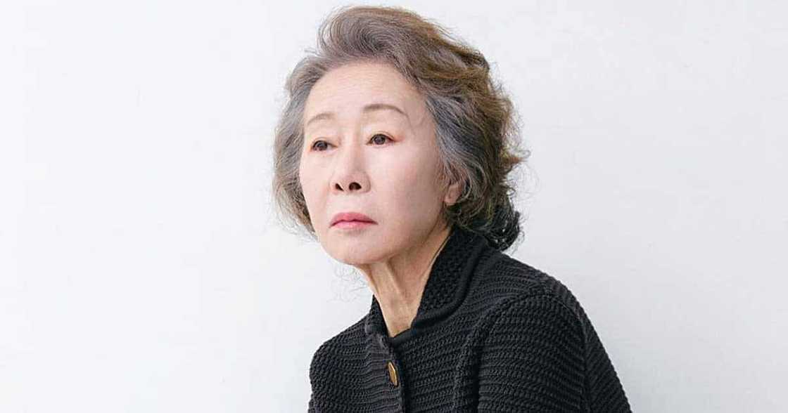 Yuh-Jung Youn, umukit ng kasaysayan sa Oscars bilang unang Korean na nagwagi bilang best supporting actress