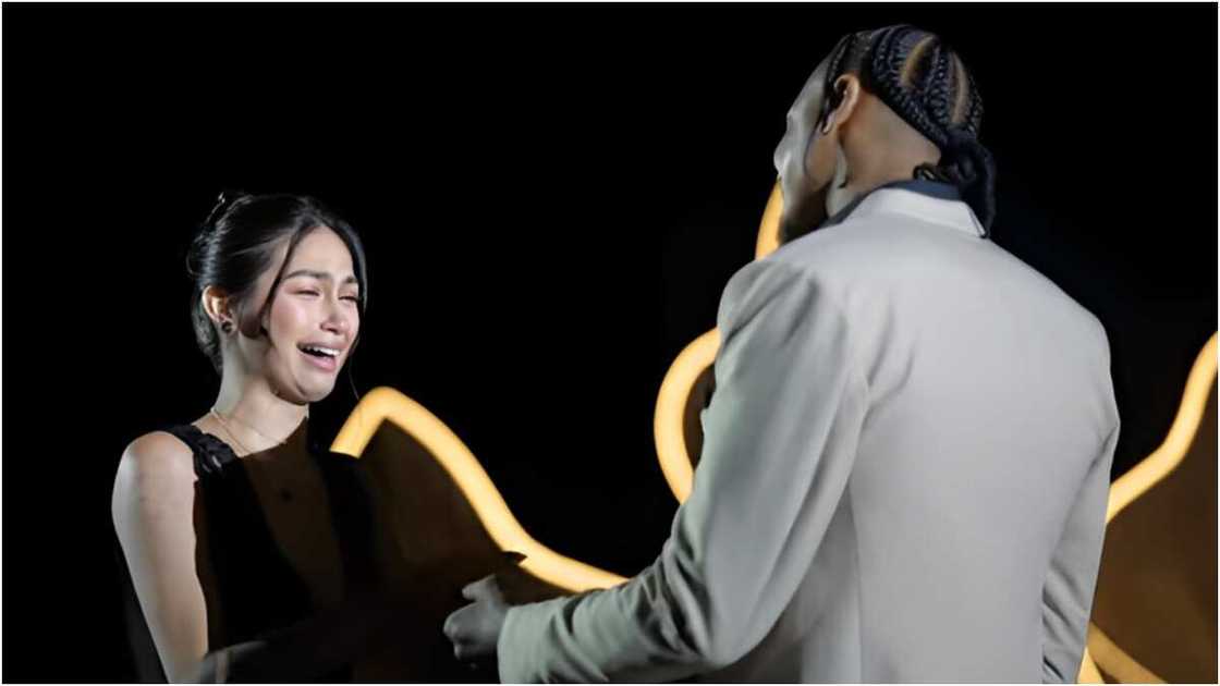 Zeinab, engaged na kay Ray Parks: "Hindi 'to birthday ni Donna" Zeinab, engaged na kay Ray Parks: "Hindi 'to birthday ni Donna"