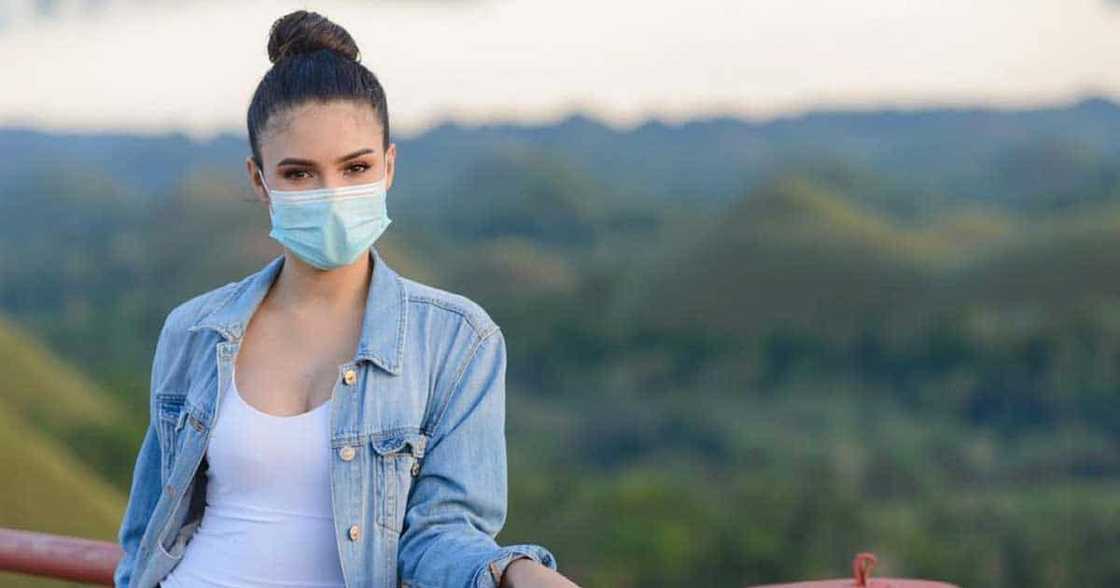 Rabiya Mateo, ayaw umanong mawala sa paningin niya si Jeric Gonzales, ani Lolit Solis:” In love na in love” Rabiya Mateo, ayaw umanong mawala sa paningin niya si Jeric Gonzales, ani Lolit Solis:” In love na in love”