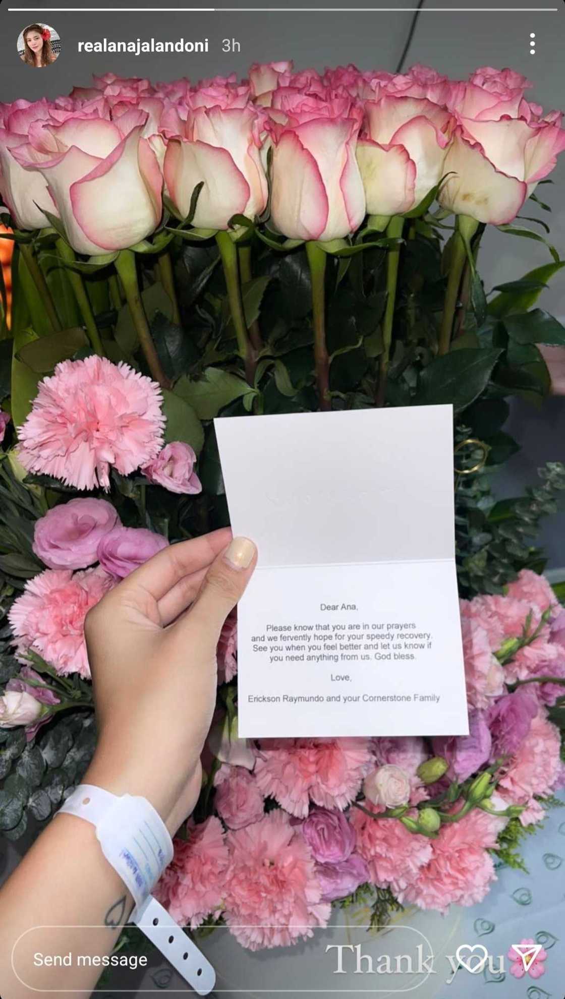 CEO ng Cornerstone Entertainment, pinadalhan si Ana Jalandoni ng flowers CEO ng Cornerstone Entertainment, pinadalhan si Ana Jalandoni ng flowers