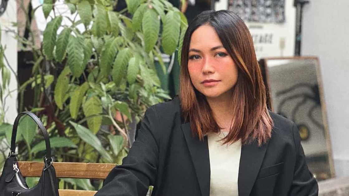 Yeng, napahagulhol nang alalahanin ang sakripisyo ng ina: "Lahat ng trabaho pinasok 'nun" Yeng, napahagulhol nang alalahanin ang sakripisyo ng ina: "Lahat ng trabaho pinasok 'nun"
