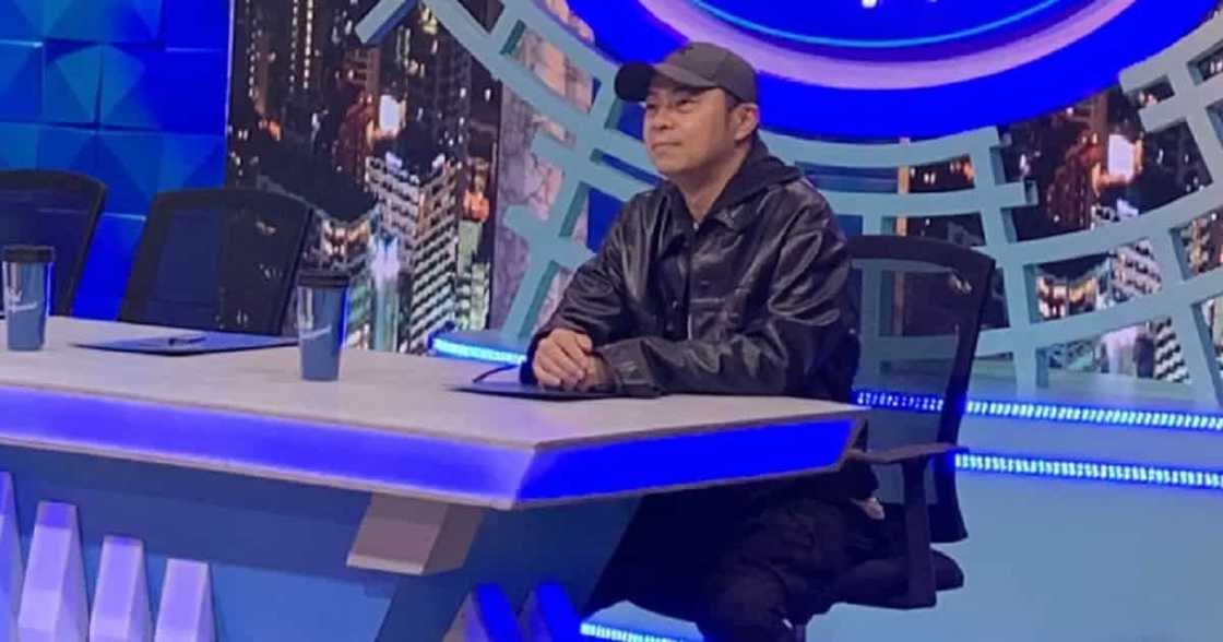 Chito Miranda reveals close bond with Regine Velasquez: “My forever seatmate” (@chitomirandajr) Chito Miranda reveals close bond with Regine Velasquez: “My forever seatmate” (@chitomirandajr)