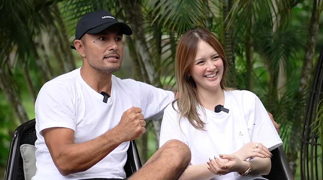 Derek Ramsay kung bakit agad pinakasalan si Ellen: "Wala akong mahanap na doubt" Derek Ramsay kung bakit agad pinakasalan si Ellen: "Wala akong mahanap na doubt"