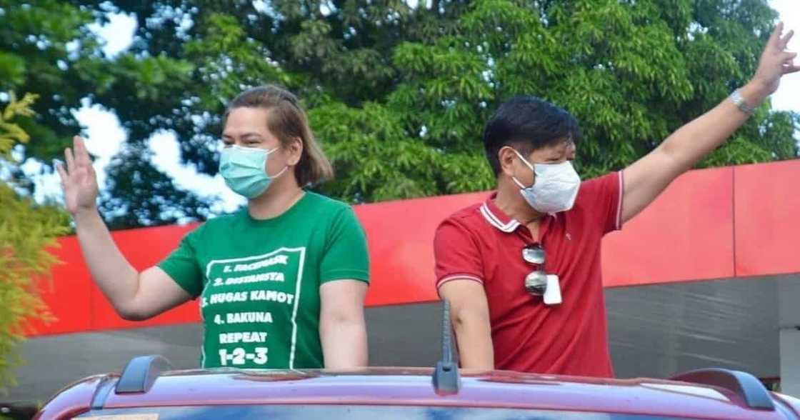 Bongbong Marcos at Sara Duterte, todo tulong sa gitna ng Typhoon Odette Bongbong Marcos at Sara Duterte, todo tulong sa gitna ng Typhoon Odette