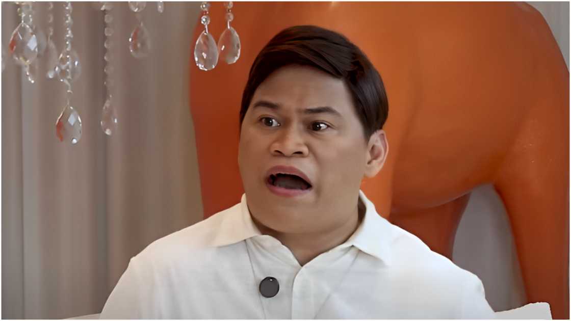 Ogie D sa nakiusap na 'wag ilabas ang kanyang kwento: "'Di naman sa nakikipag-unahan ako" Ogie D sa nakiusap na 'wag ilabas ang kanyang kwento: "'Di naman sa nakikipag-unahan ako"