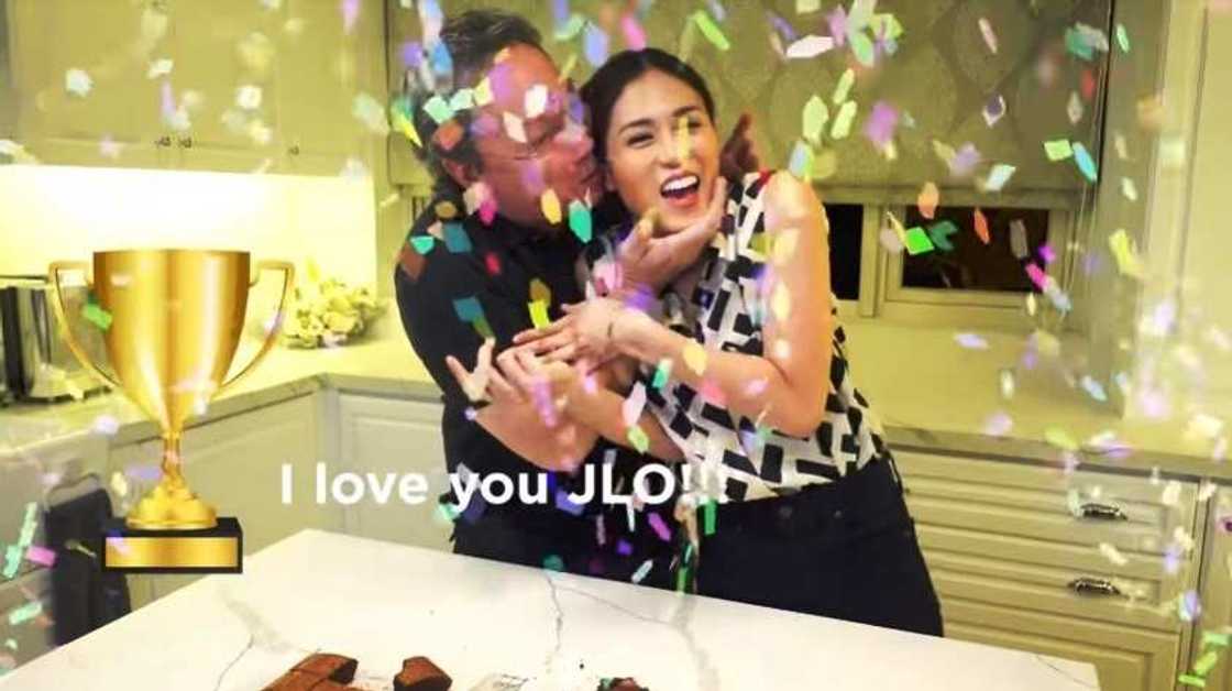 Netizens, sobrang na-touch sa ginawa ng daddy ni Paul Soriano kay Toni Gonzaga Netizens, sobrang na-touch sa ginawa ng daddy ni Paul Soriano kay Toni Gonzaga