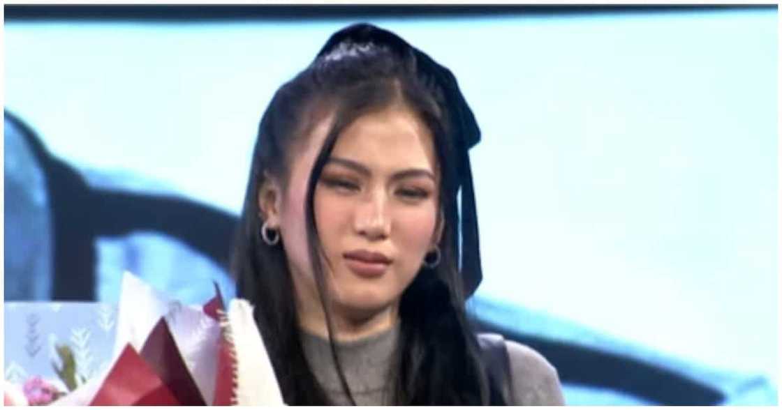 Alex Gonzaga, 'feeling singer' at 'feeling dancer' ayon sa mister na si Mikee Morada Alex Gonzaga, 'feeling singer' at 'feeling dancer' ayon sa mister na si Mikee Morada