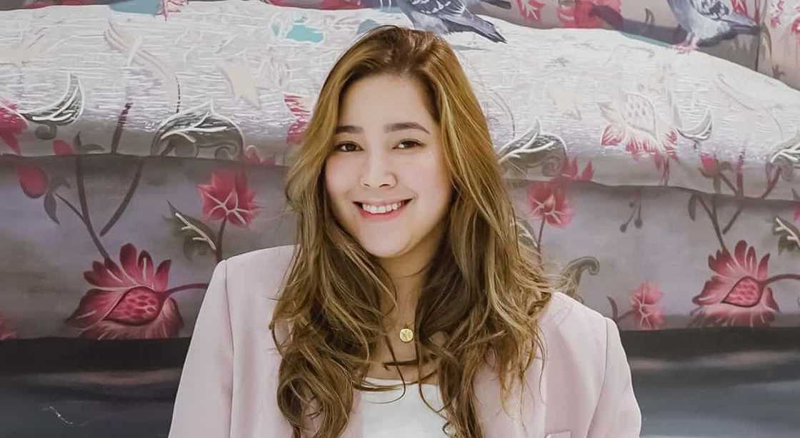 Moira Dela Torre, hinangaan dahil sa prefessionalism nito sa live performance niya Moira Dela Torre, hinangaan dahil sa prefessionalism nito sa live performance niya