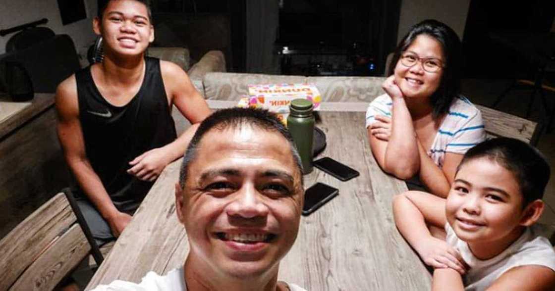 Bearwin Meily, ibinenta ang bahay na binuo nilang pamilya dahil sa pandemya, umuupa na lang sila ngayon Bearwin Meily, ibinenta ang bahay na binuo nilang pamilya dahil sa pandemya, umuupa na lang sila ngayon
