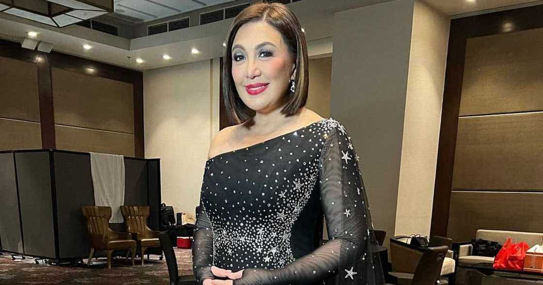 Sharon Cuneta ikinatuwa ang pagbisita ni Senator-elect Robin Padilla at Secretary Sal Panelo sa concert Sharon Cuneta ikinatuwa ang pagbisita ni Senator-elect Robin Padilla at Secretary Sal Panelo sa concert