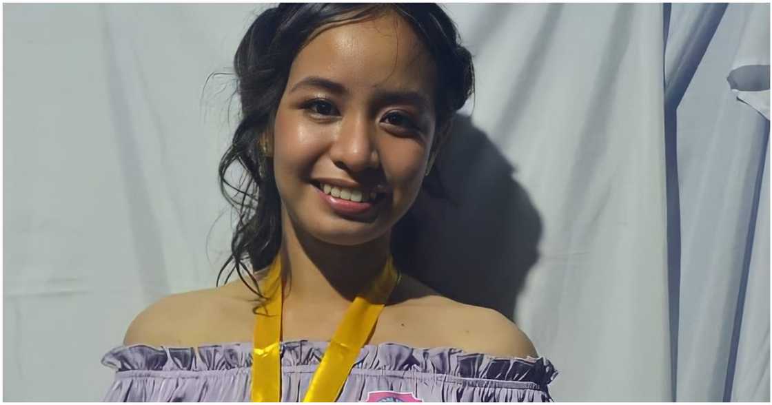 Bangkay ng 20 anyos na babae, natagpuang naka-baon sa buhangin sa Lingayen, Pangasinan Bangkay ng 20 anyos na babae, natagpuang naka-baon sa buhangin sa Lingayen, Pangasinan