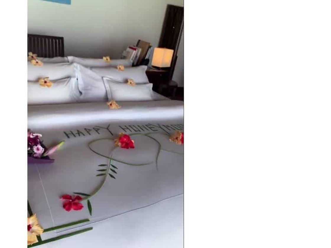 A sneak peek into Moira Dela Torre & Jason Hernandez’ cozy honeymoon in Maldives A sneak peek into Moira Dela Torre & Jason Hernandez’ cozy honeymoon in Maldives