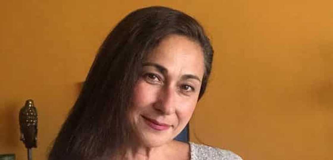 Cherie Gil (@macherieamour) Cherie Gil (@macherieamour)